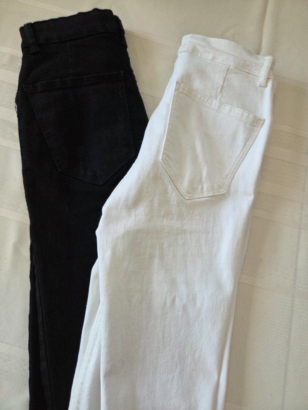 Zara Black & White high waist skinny jeans Size small